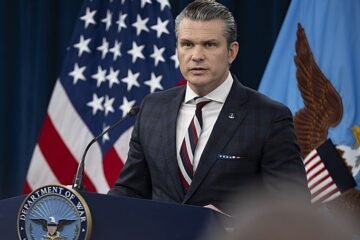 El Pentágono intensifica la ofensiva contra Irán y descarta una guerra larga