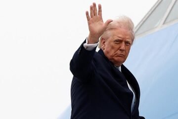 Trump amenaza con recurrir a agentes del ICE para la seguridad en los aeropuertos