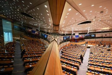 El Parlamento Europeo aprueba crear centros de deportación de inmigrantes fuera de la UE