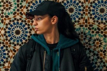 La hija pequeña: La identidad queer contra el patriarcado, la religión, la familia y hasta el fútbol