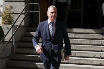 Vox expulsa definitivamente a Javier Ortega Smith del partido