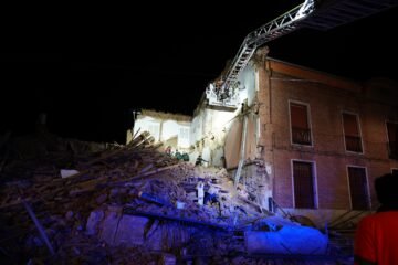 Una mujer muerta, otra atrapada y dos heridos en un derrumbe en Siete Iglesias (Valladolid)