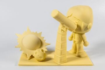 Chutes de chocolate en forma de huevo y otras figuras para Pascua