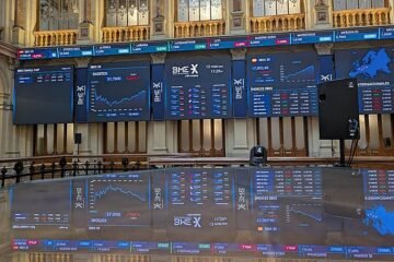 Los ahorradores han perdido al menos 5.000 euros por la guerra: qué hacer y cómo moverse con esta incertidumbre