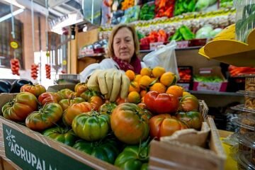 Cuánto dinero se ahorran los autónomos en España tras eliminarse el IVA y quiénes pueden hacerlo en sus facturas