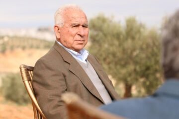 Pedro, el niño que pasó de vender huevos en el pueblo con su madre a facturar 2 millones con su aceite verde a los 84 años