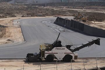 El sector público tarda más que el privado en pagar sus facturas y supera en 40 días el límite legal