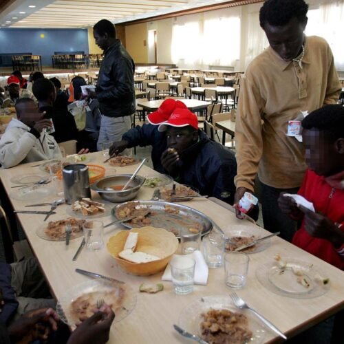 Menas expulsados de centros de acogida de Castilla y León al cumplir 18 años: CC.OO. denuncia y la Junta responde