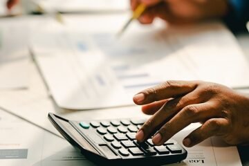 Cada vez más impuestos al trabajo y a los trabajadores