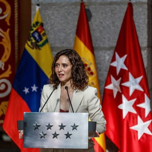 El PSOE y Más Madrid le exigen a Ayuso que cese al alcalde de Móstoles: “No puede pasar ni un día más”