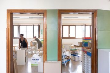 Ordenadores, muebles o un ecógrafo: las donaciones que reciben las escuelas de particulares y AFA