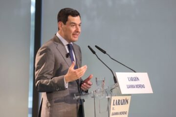 El PP ultima el pacto en Aragón con Vox mientras trata de encapsular la campaña andaluza