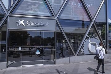 La gestora de Caixabank sufrió salidas de dinero de 876 millones en marzo por la guerra