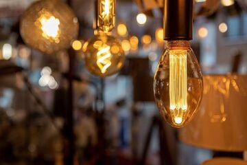 La factura de la luz descansa: estará por debajo de los 30 euros al menos hasta junio