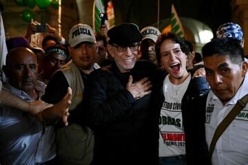 Belmont, polémico presentador de televisión y exalcalde, toma ventaja en las elecciones de Perú