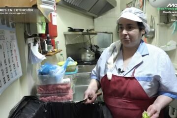 María, hostelera en España: «Trabajo 11 horas al día, vendo 40 menús por 12 € y a final de mes solo gano 1.500 €»