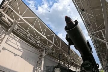 Noruega se acoge al paraguas nuclear francés