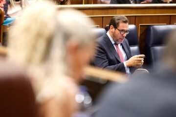 Última hora de la actualidad política, en directo | Puente denuncia que se está intentando “derribar al Gobierno con métodos no democráticos”