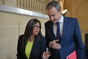 Zapatero, una década al límite en Venezuela