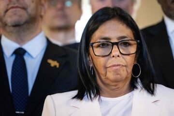 La Administración Trump ordena a la Fiscalía que pare las investigaciones contra Delcy Rodríguez