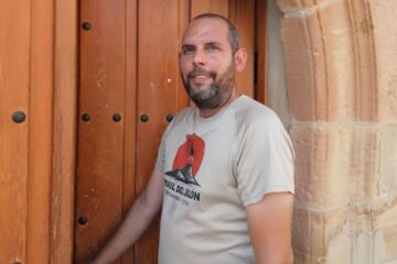 Fernando es el único habitante de su pueblo: “Gasto 750 euros al mes, no pago alquiler y cobro 1.500€”