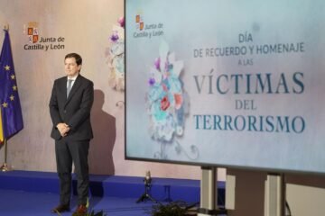 Mañueco exige explicaciones sobre si el Gobierno dio información «privilegiada» a Martínez: «Es gravísimo»