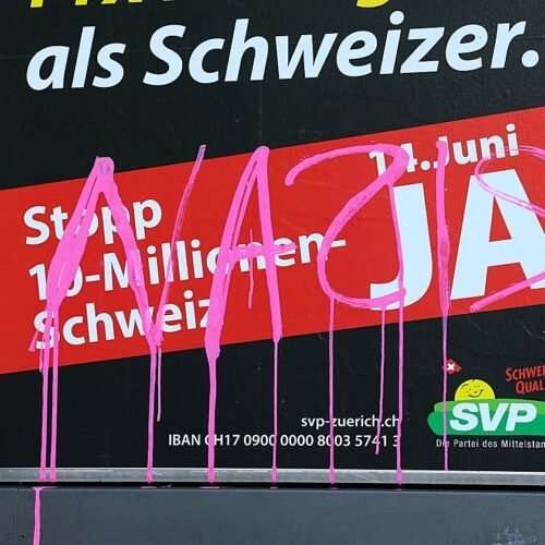 Referéndum en Suiza para limitar su población a 10 millones y reducir extranjeros