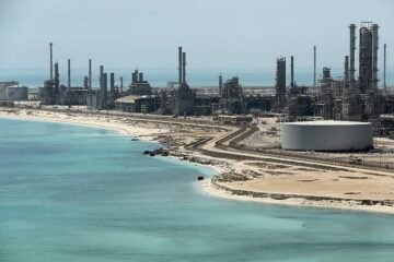 Al menos 14 muertos tras estrellarse un helicóptero de la petrolera Aramco en Arabia Saudí