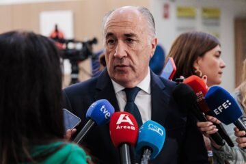 El PSOE reitera su propuesta al PP de una moción de censura para apartar de forma “fulminante” al alcalde de Algeciras