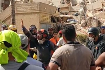 Un rescatista, a los voluntarios que buscan supervivientes en Venezuela: «Cualquiera que esté descansando es una piedra más»