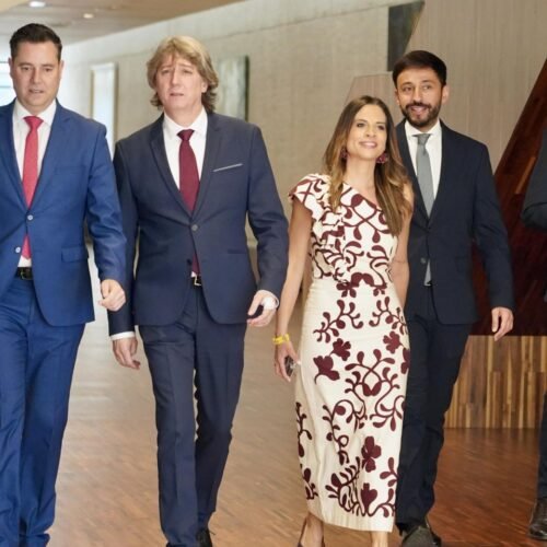 El PSOE maniobra para subir los sueldos de las Cortes, pero la letrada se lo deniega: el acuerdo PP-Vox de 2022 lo impide