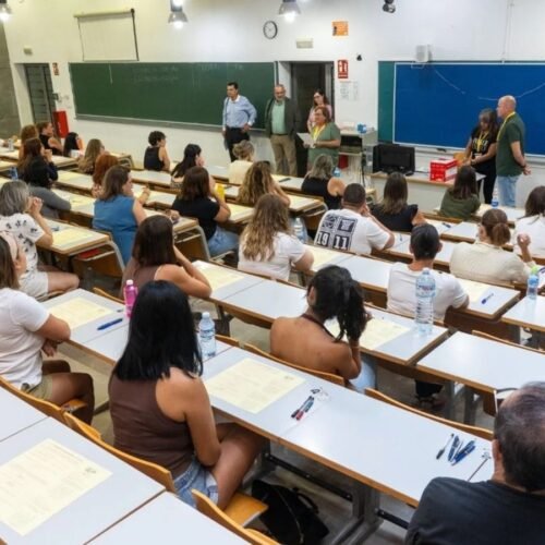 Nueva oportunidad para ser funcionario en Castilla y León: la Junta convocará 381 plazas fijas este julio
