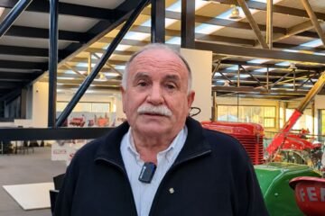 Maximio, 77 años, agricultor: “Este año facturaremos 30 millones de euros, el año pasado fueron 18 millones”