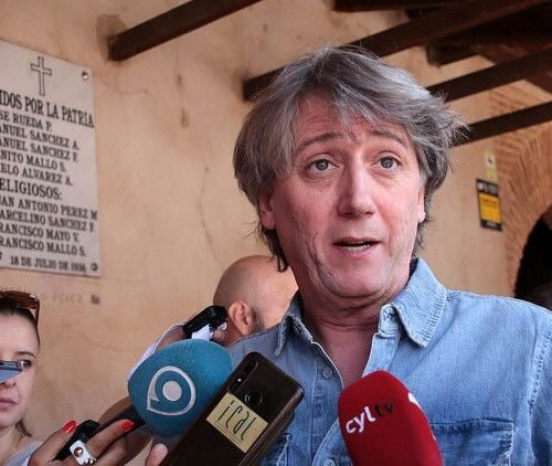 Martínez habla de “democracia interna” en el PSOE para elegir candidatos y critica al PP: “Es el ordeno y mando”
