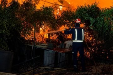 En vigor: los vecinos que no dejen su casa tras una orden de evacuación por incendio recibirán multas de 30.000 €