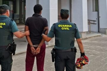 Ingresa en prisión un joven de 22 años por provocar un incendio en Castropodame mientras se combatía otro cercano