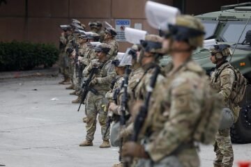 Estados Unidos exigirá pruebas de testosterona a los militares mayores de 30 años