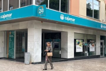 El Banco de España multa con 2,77 millones de euros a la matriz de Cajamar y a sus consejeros