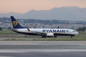 Ryanair sufre la crudeza del cierre de Ormuz: baja el precio de los billetes y reduce su beneficio un 34%