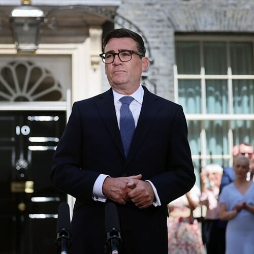 El nuevo primer ministro británico elimina el IVA de la electricidad en los hogares