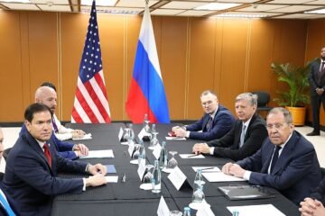 Lavrov a Rubio: «Es inadmisible seguir abasteciendo de armamento a Kiev»
