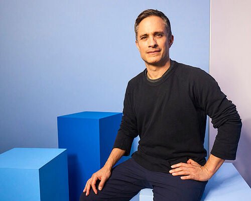Gael García Bernal: «En estos tiempos tan ridículos y conservadores, es el momento de hacer y experimentar con cosas muy ‘locochonas'»