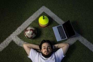 El aterrizaje del Bitcoin: una partida al FIFA y un homenaje a Lorca marcan el camino