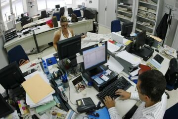 La patronal de la logística alerta de que el absentismo daña el empleo y está erosionando el mercado laboral