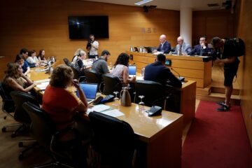 Vox impone su “prioridad nacional” al PP en los Presupuestos de la Generalitat Valenciana