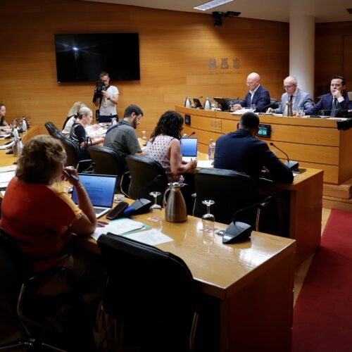 Vox impone su “prioridad nacional” al PP en los Presupuestos de la Generalitat Valenciana