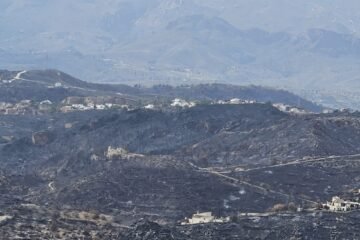 El fallecimiento de una mujer hospitalizada en el Virgen del Rocío eleva a 14 los fallecidos por el incendio de Los Gallardos