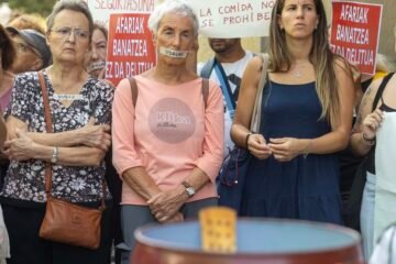San Sebastián prohíbe de repente las cenas solidarias a personas sin hogar