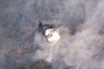 Última hora de los incendios forestales, en directo | Marlaska da por estabilizados técnicamente los incendios de Madrid y Ávila y levanta nuevas evacuaciones