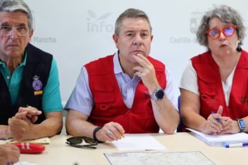 El incendio de Guadalajara ya ha arrasado 26.000 hectáreas y desplaza a 1.200 personas